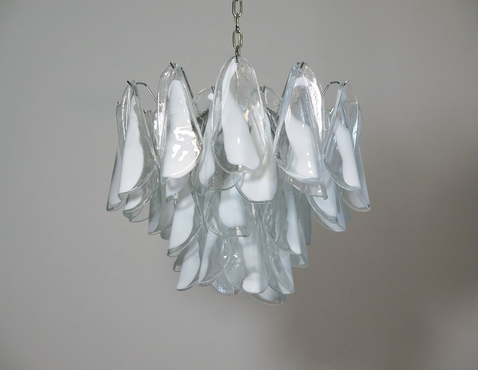 Murano Lysekrone – 36 Hvite Klare Rondiniglass – detalj 5 – Murano Classics