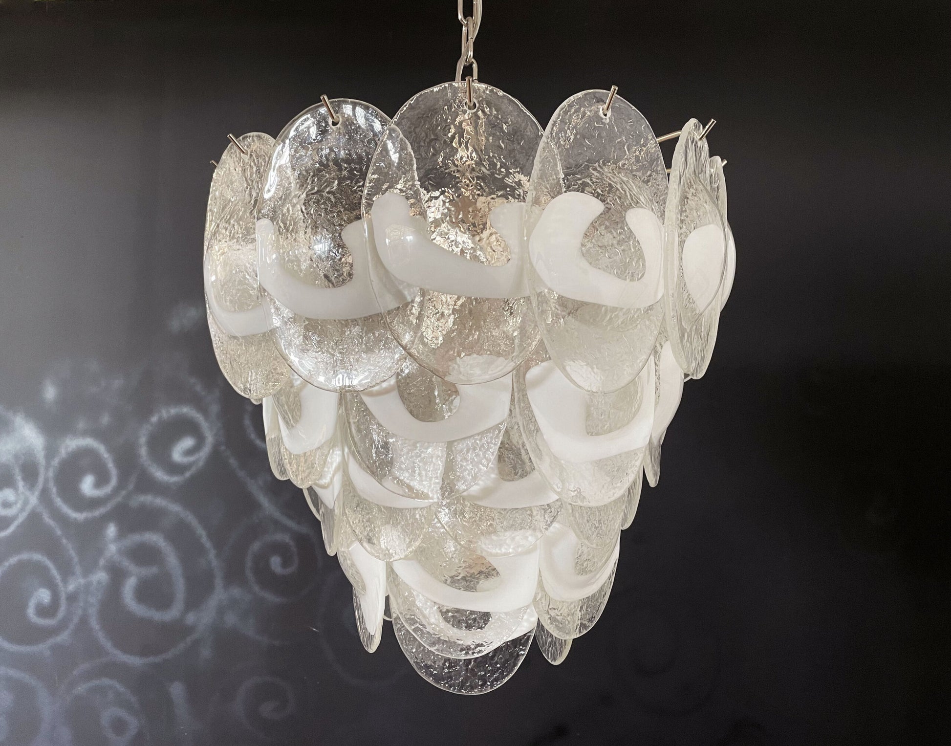 Murano Lysekrone | 41 Hvite Klare Konglebladglass