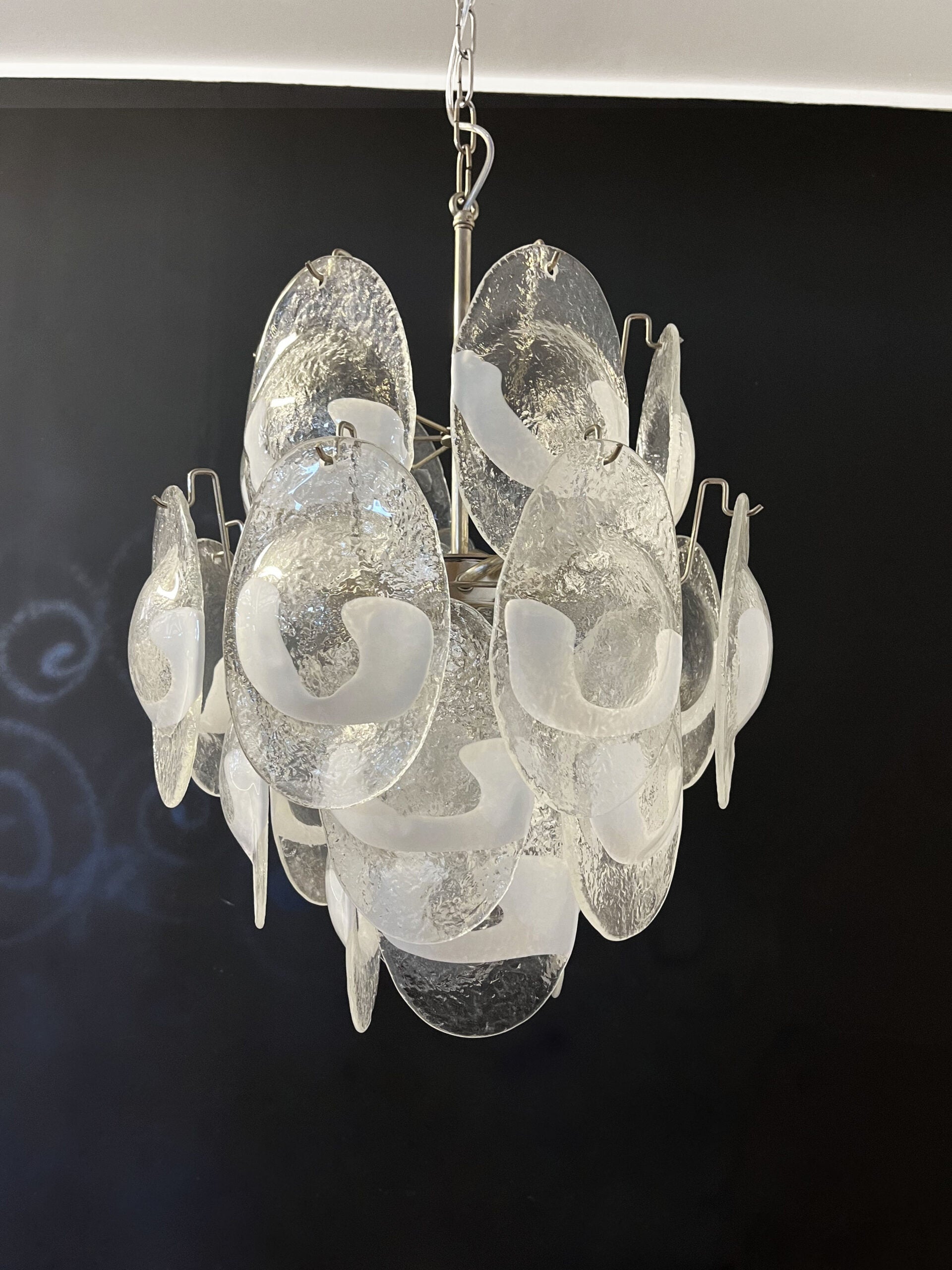 Lampadario Murano – 24 Vetri Crostoli Bianchi Trasparenti – Murano Classics