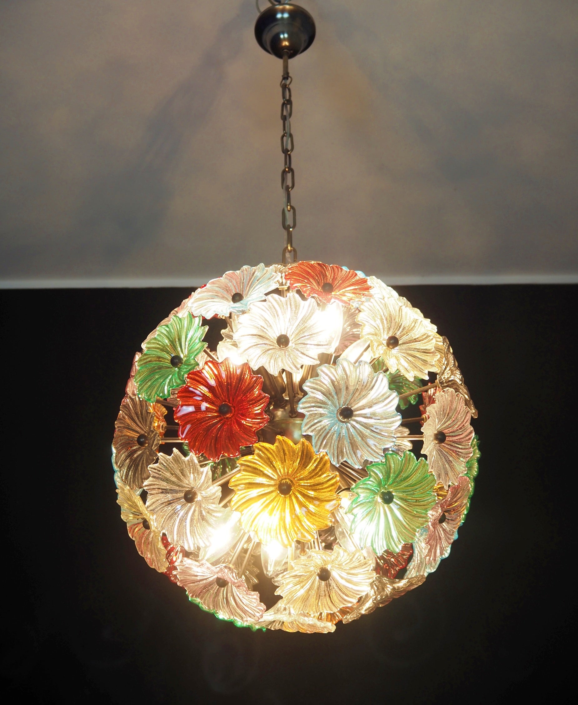 Murano Chandelier – 51 Multicolour Daisy Glass – detail 8 – Murano Classics