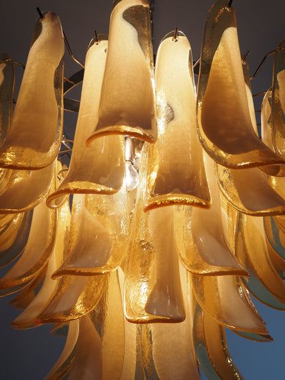 Murano Chandelier | 53 Caramel-coloured cone leaf glasses