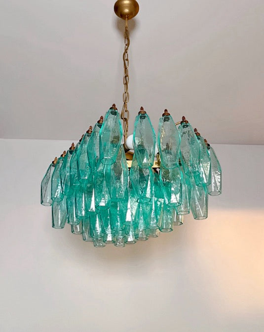 Lustre Murano – 56 Verres Poliedri Turquoise – détail 10 – Murano Classics