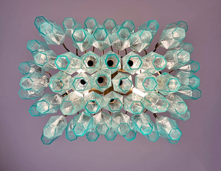 Lustre Murano – 56 Verres Poliedri Turquoise – détail 1 – Murano Classics