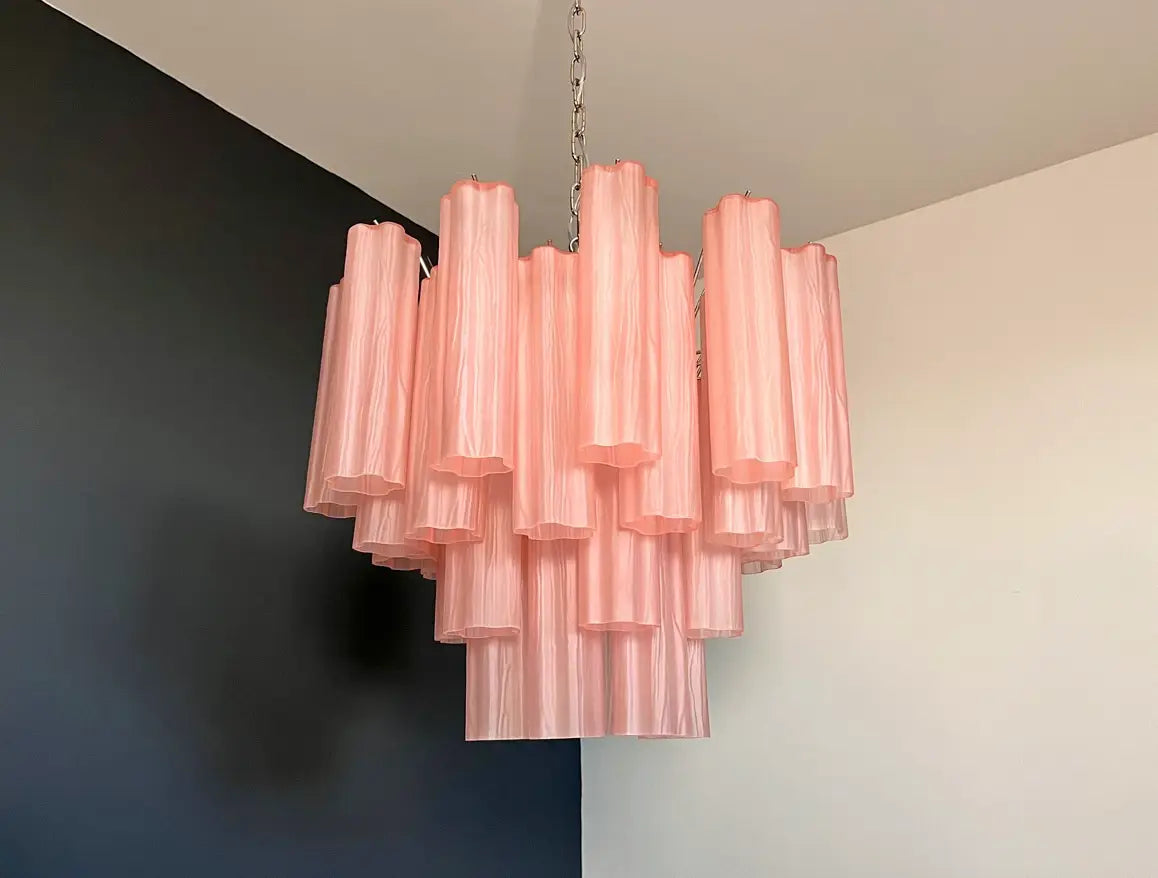 Murano Lysekrone | 36 Rosa Matte Glassrør