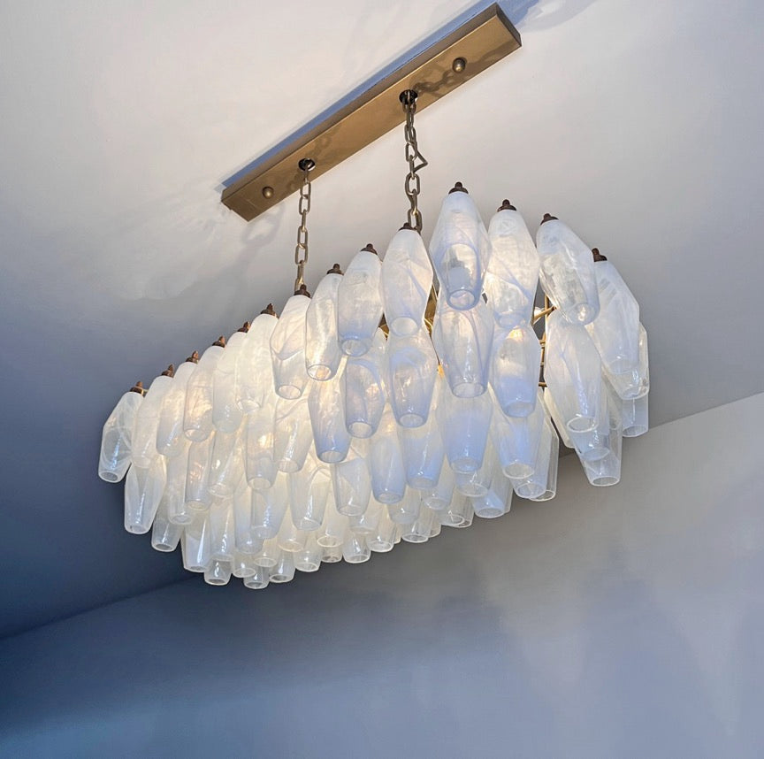 Murano Lysekrone | 84 Hvite Alabaster Gull Poliedriglass