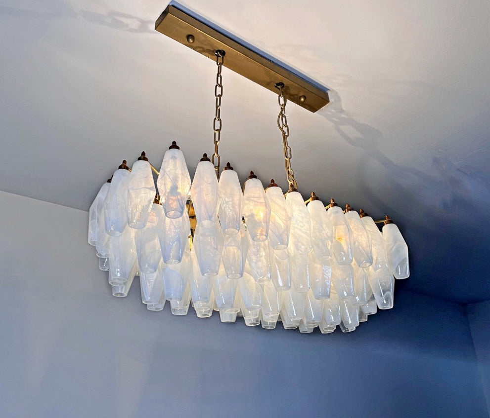 Murano Lysekrone | 84 Hvite Alabaster Gull Poliedriglass