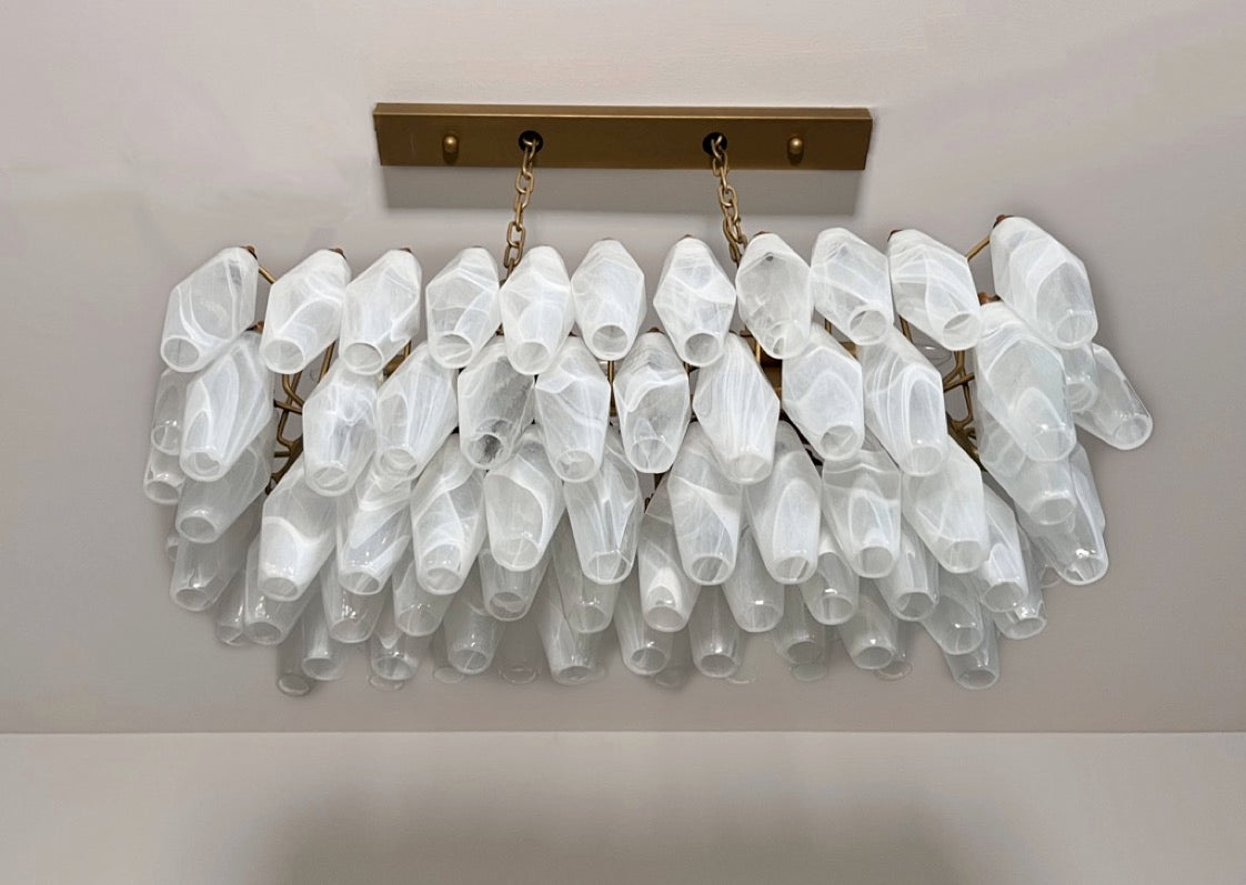 Murano Lysekrone | 84 Hvite Alabaster Gull Poliedriglass