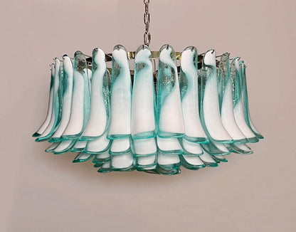 Murano Lysekrone | 101 Hvite Turkise Lattimo Konglebladglass