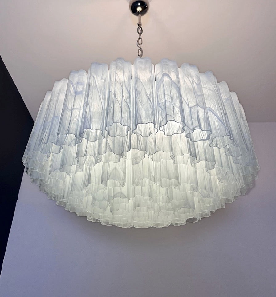 Murano Lysekrone | 101 Hvite Alabaster Rørglass