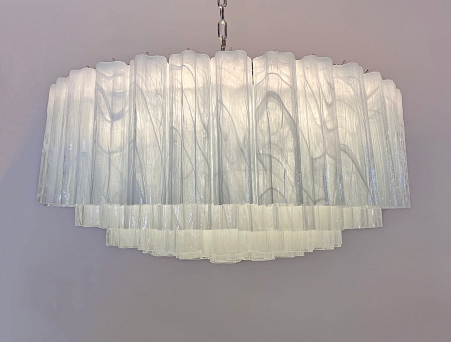 Murano Lysekrone | 101 Hvite Alabaster Rørglass