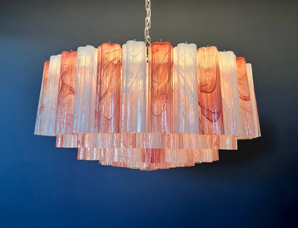 Murano Lysekrone | 101 Rosa Hvite Alabaster Rørglass