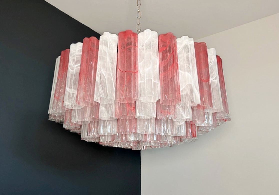 Murano Lysekrone | 101 Rosa Hvite Alabaster Rørglass