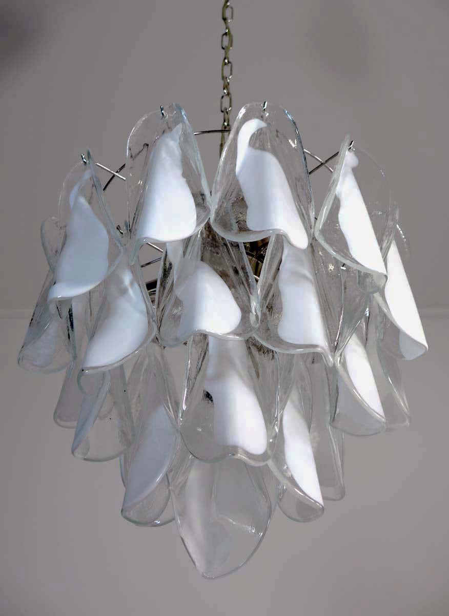 Murano Lysekrone – 24 Hvite Rondiniglass – detalj 11 – Murano Classics