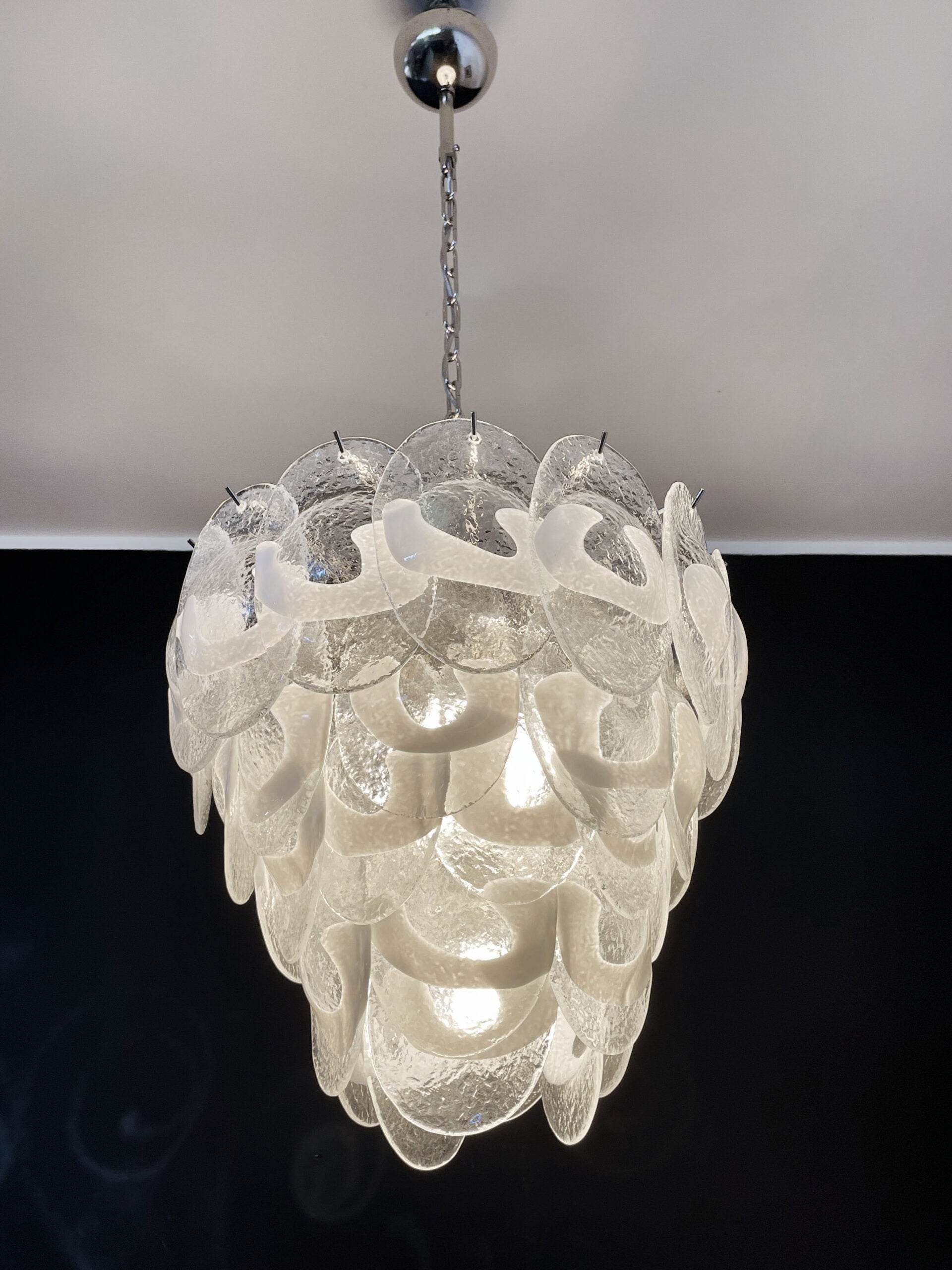 Murano Lysekrone | 41 Hvite Klare Konglebladglass