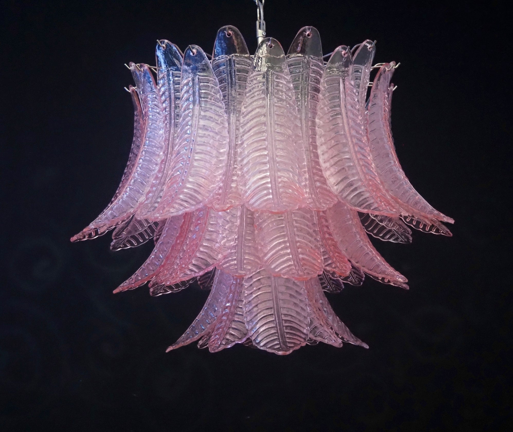 Murano Kroonluchter – 48 Roze Felciglas – detail 3 – Murano Classics