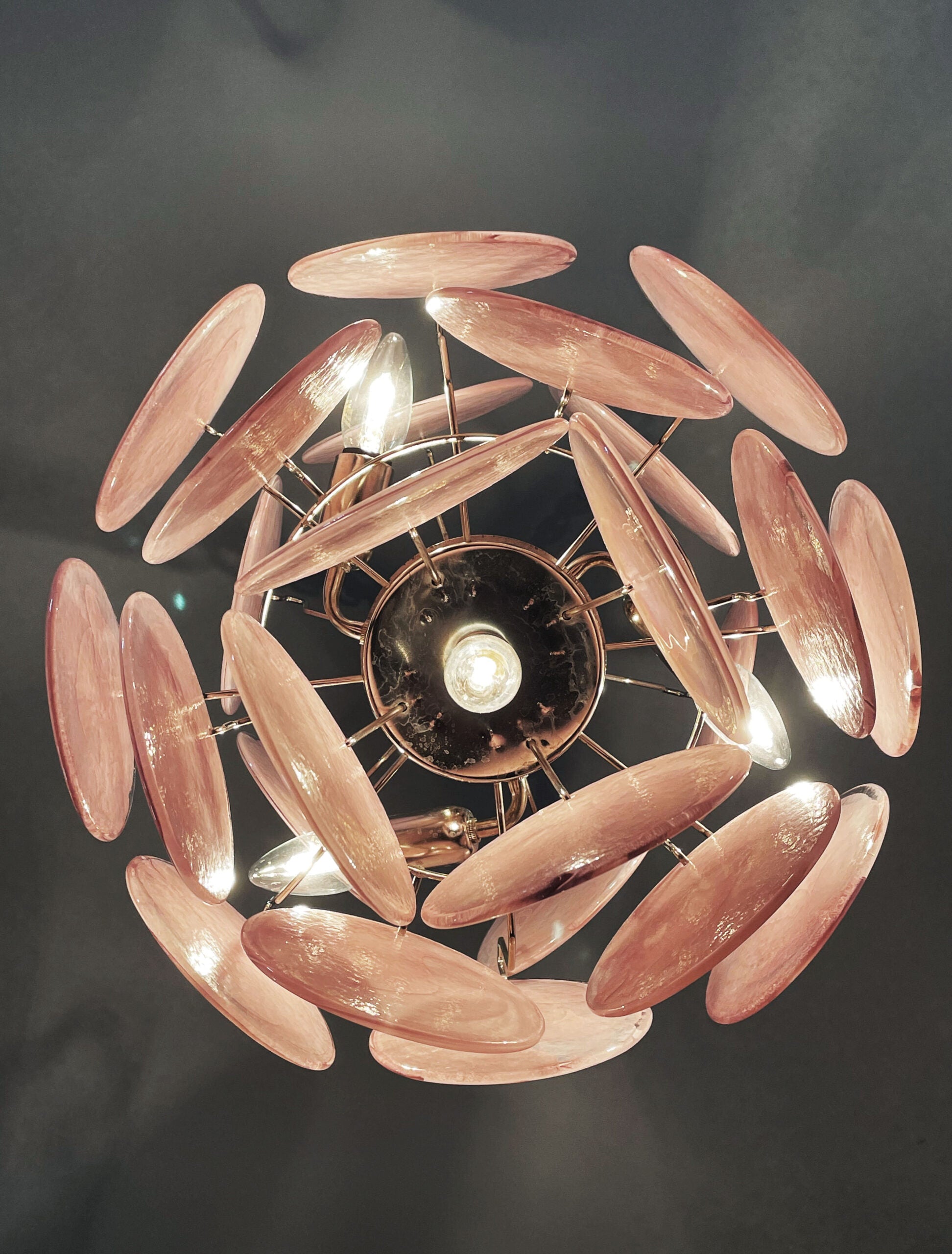 Lampadario Murano – 24 Vetro a Dischi Rosa – dettaglio 1 – Murano Classics