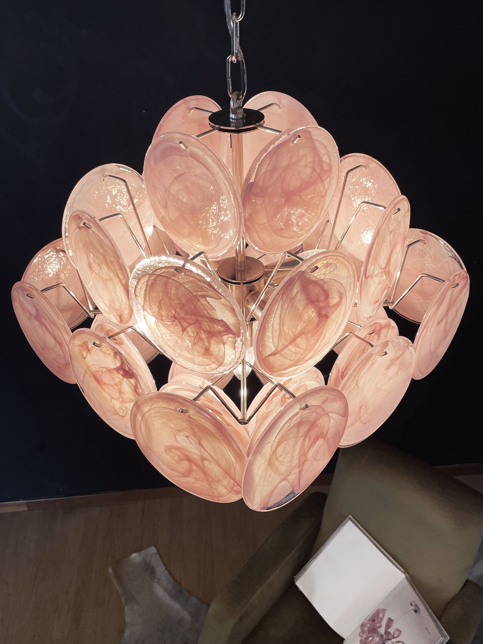 Murano Chandelier – 36 Pink Disc Glass – detail 2 – Murano Classics