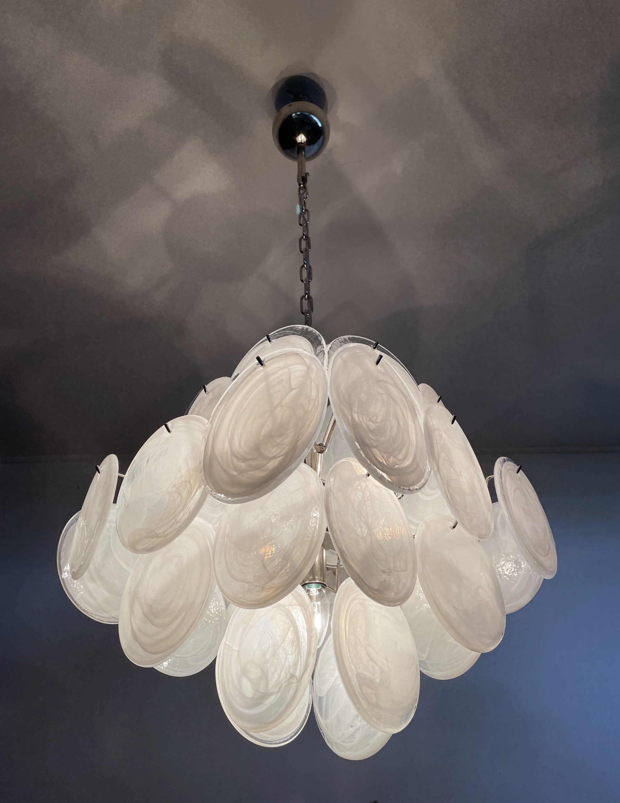 Murano Chandelier – 36 White Disc Glass – detail 4 – Murano Classics