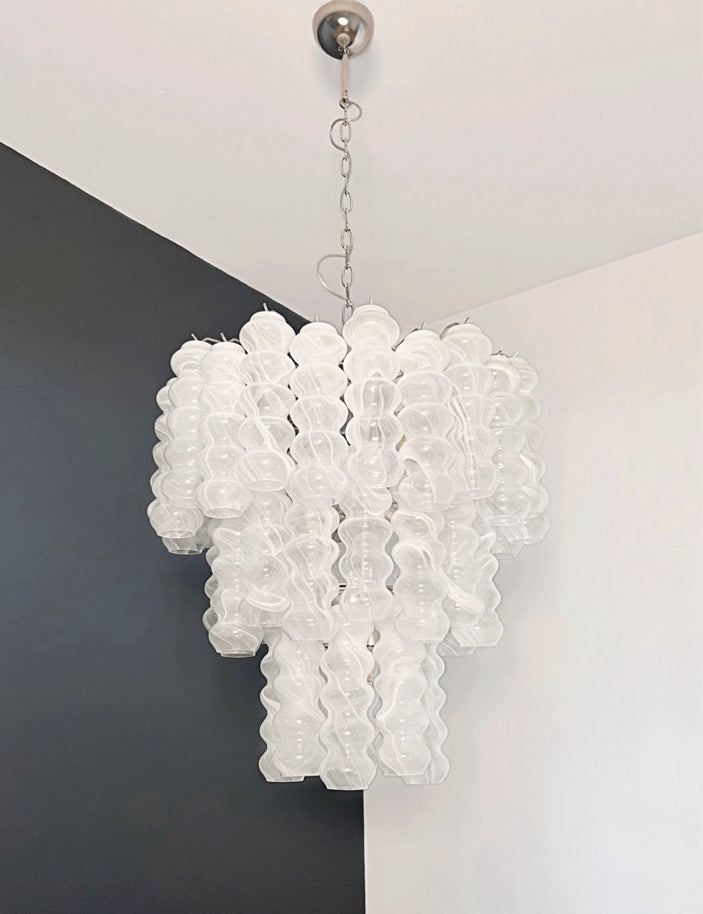 Murano Lysekrone | 48 Hvite Alabaster Rørglass