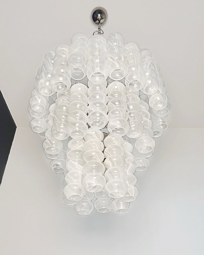 Murano Lysekrone | 48 Hvite Alabaster Rørglass