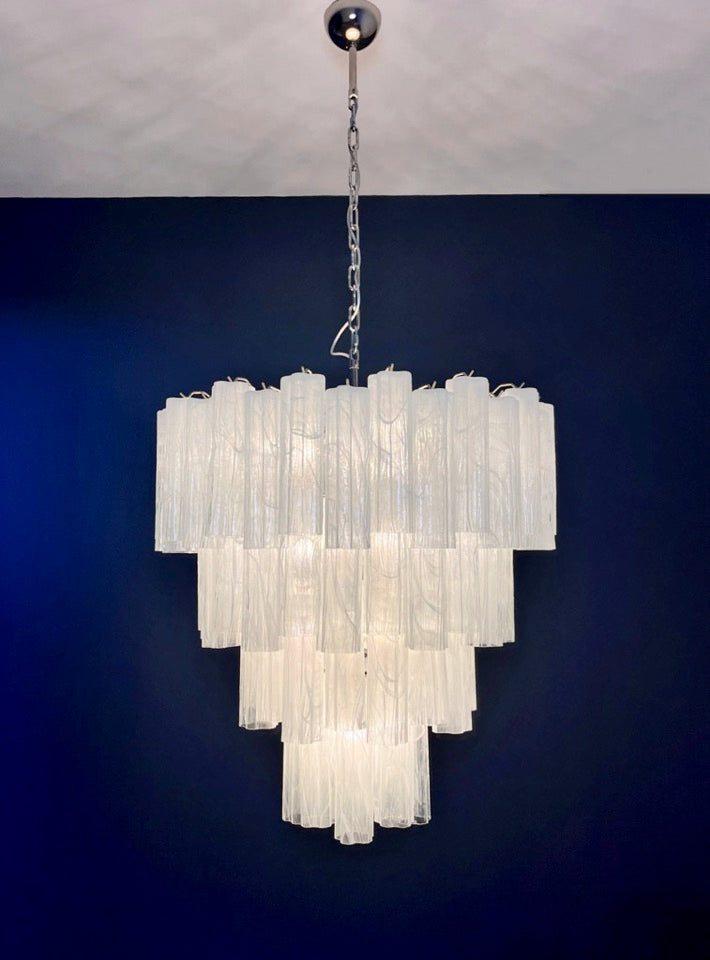 Murano Lysekrone | 80 Hvite Alabaster Rørglass