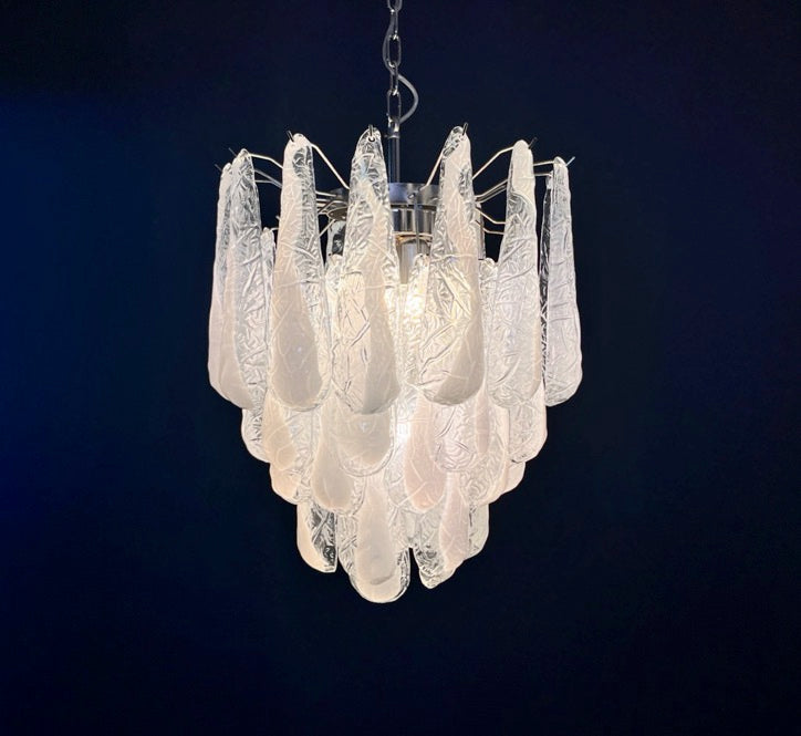 Murano Lysekrone | 41 Lattimo Dråpeglass