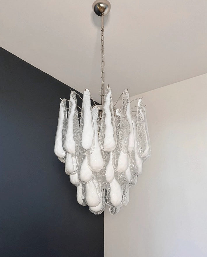 Murano Lysekrone | 41 Lattimo Dråpeglass