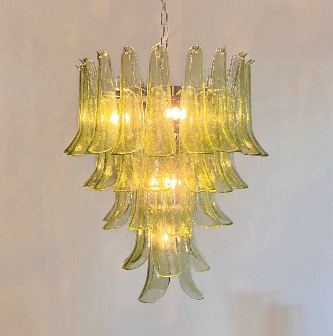 Murano Chandelier – 52 Green Petal Glass – detail 3 – Murano Classics