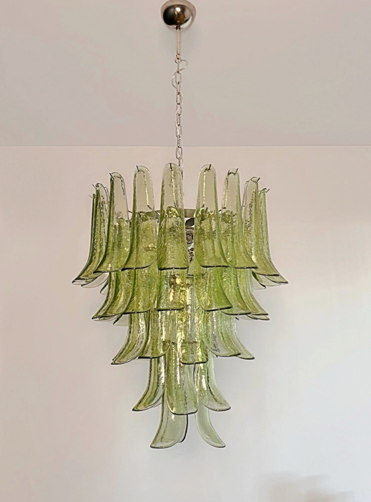 Murano Chandelier – 52 Green Petal Glass – detail 9 – Murano Classics