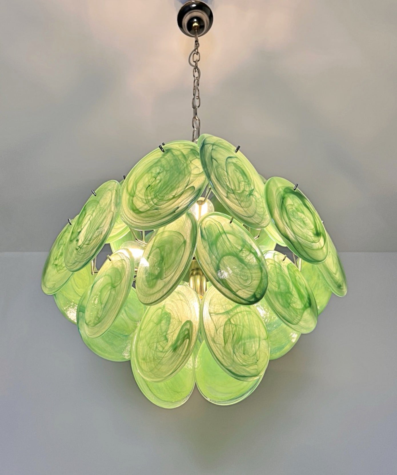 Murano Chandelier – 36 Green Alabaster Disc Glass – detail 2 – Murano Classics