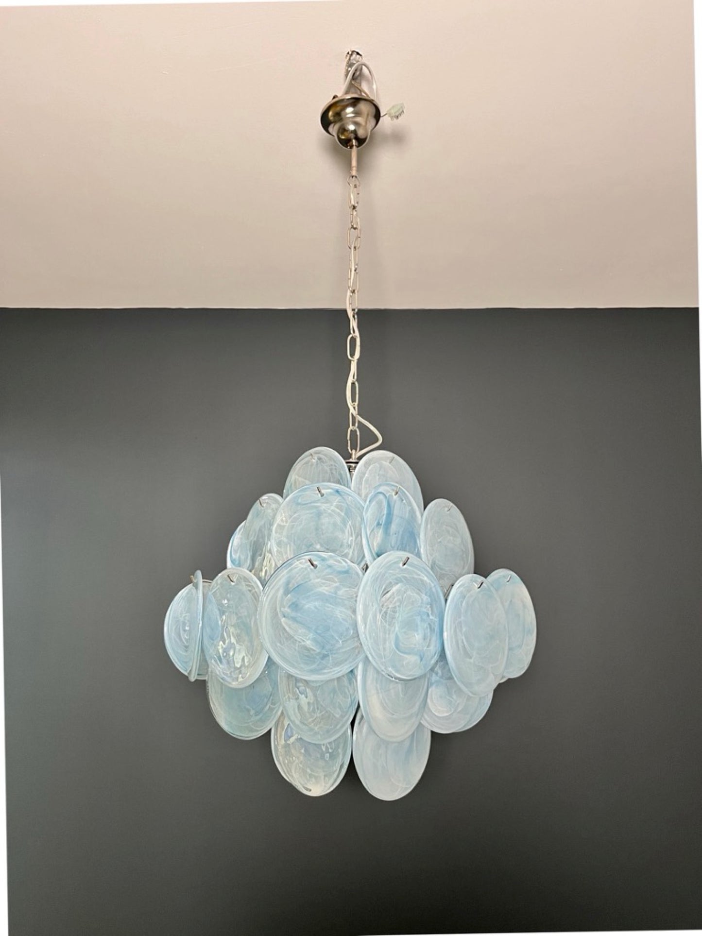 Murano Lysekrone | 36 Blå Alabaster Iris Diskglass