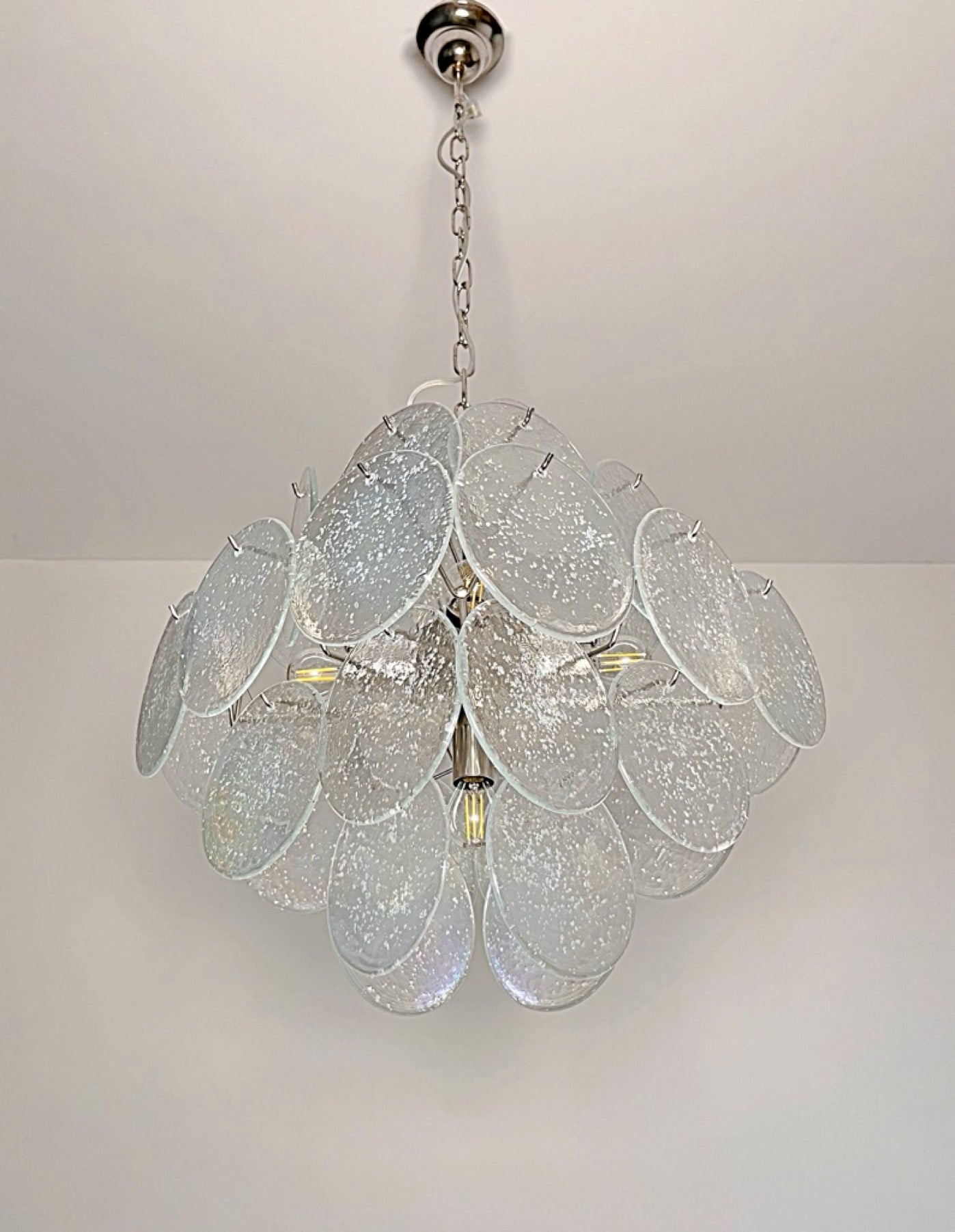 Murano Chandelier – 36 Iris Disc Glass – detail 10 – Murano Classics