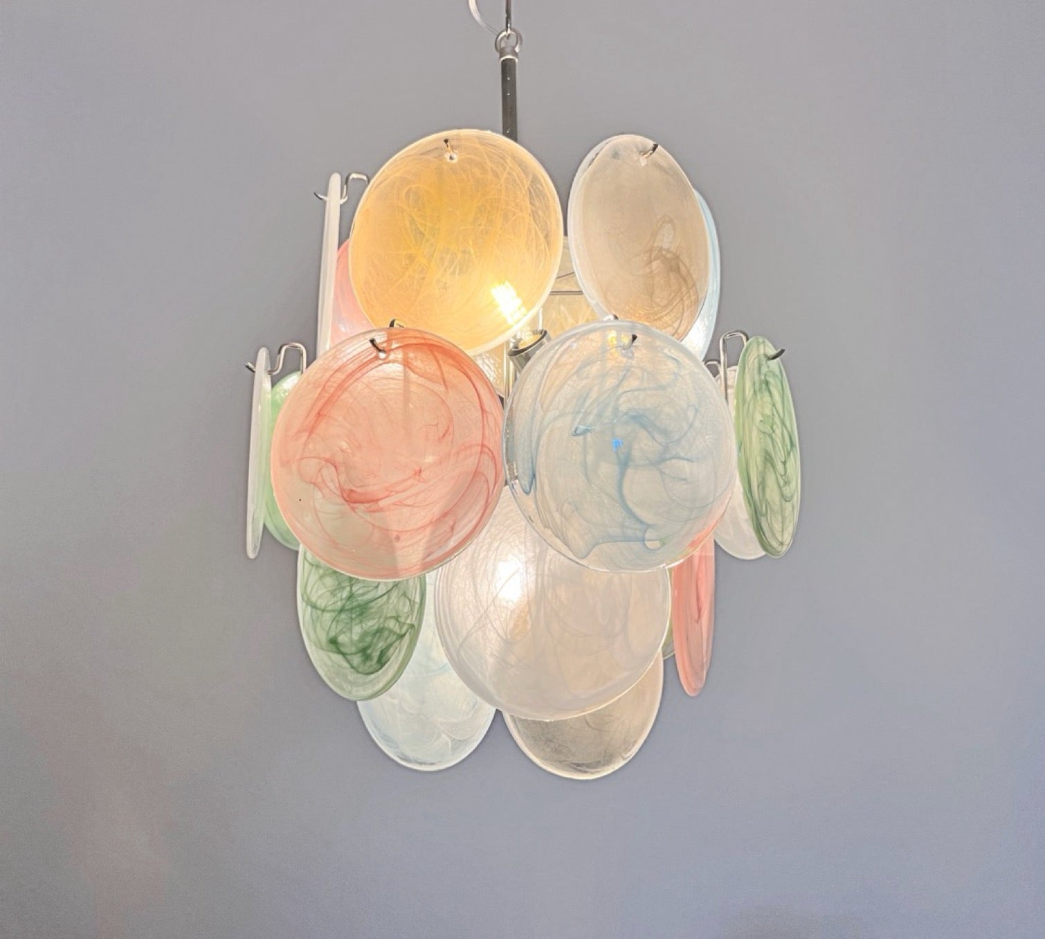 Murano Chandelier – 24 Multicoloured Alabaster Disc Glass – detail 4 – Murano Classics