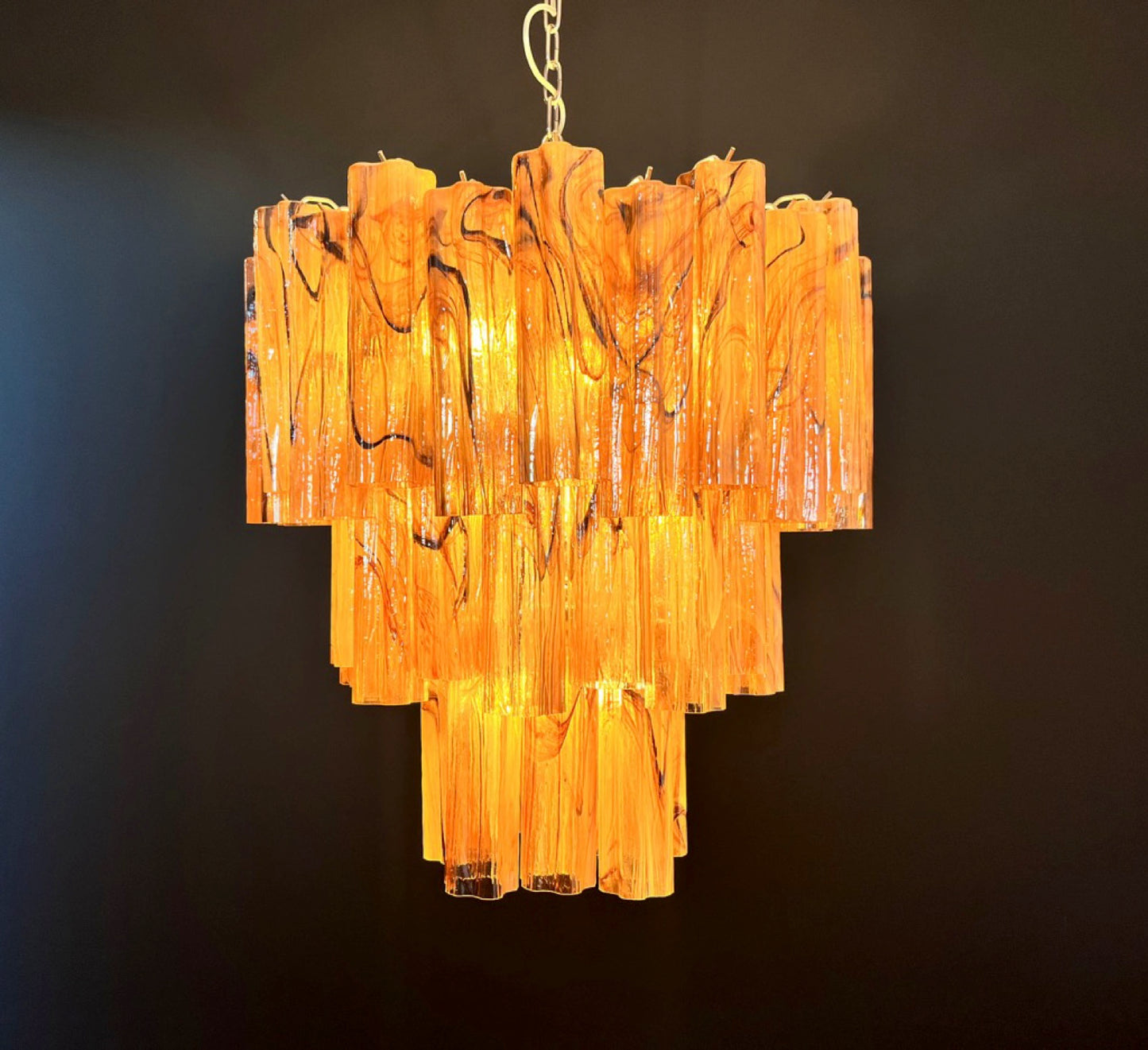 Murano Lysekrone | 48 Gule Alabaster Sorte Rørglass