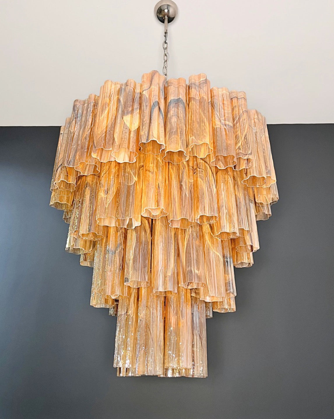 Murano Lysekrone | 80 Gule Alabaster Sorte Rørglass