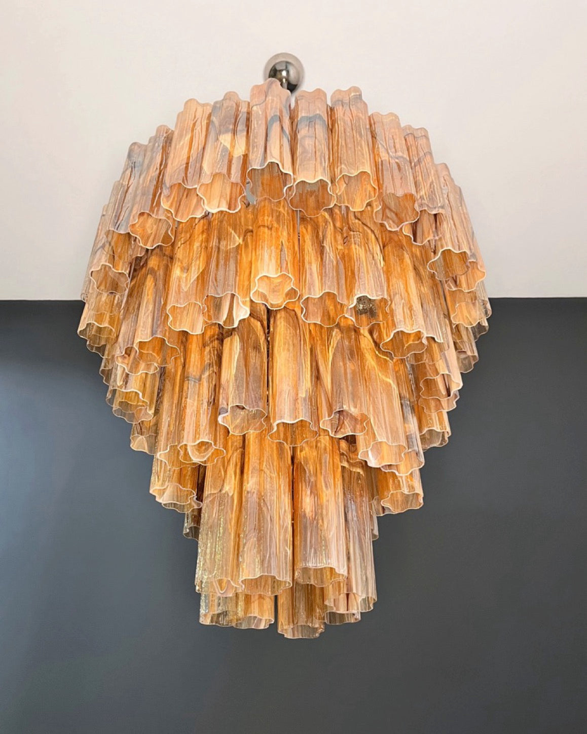 Murano Lysekrone | 80 Gule Alabaster Sorte Rørglass