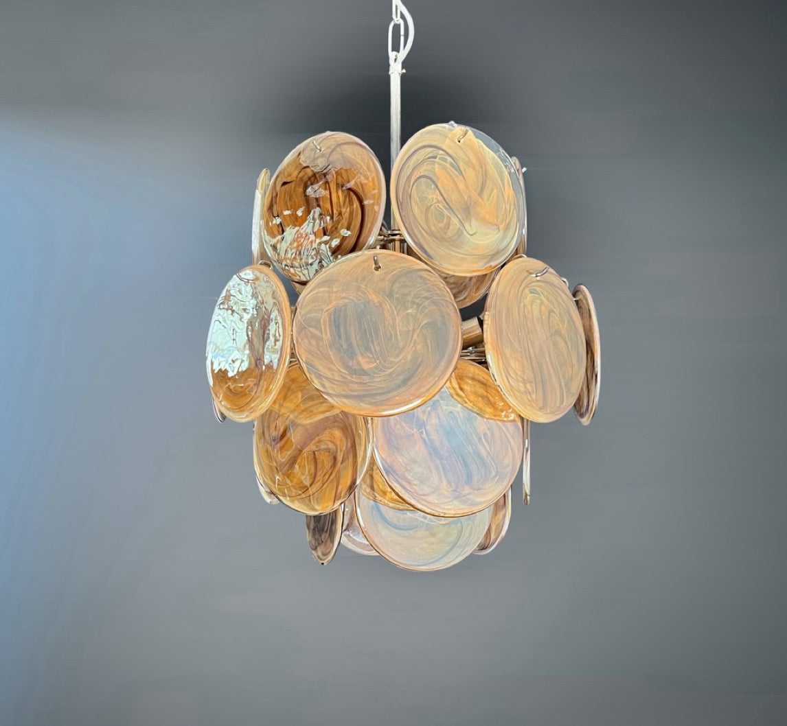 Murano Lysekrone | 24 Sort Alabaster Diskglass