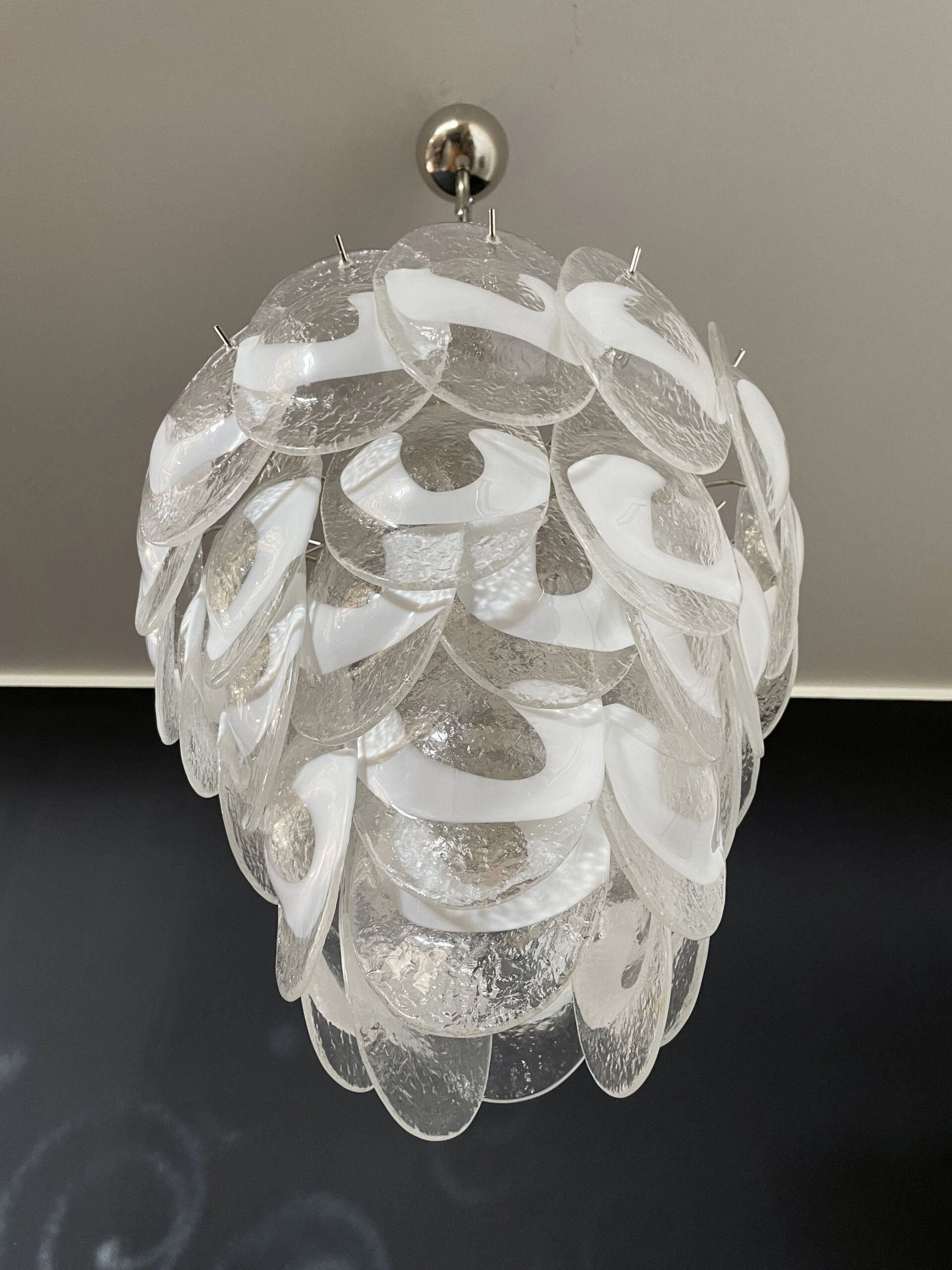 Murano Lysekrone | 41 Hvite Klare Konglebladglass