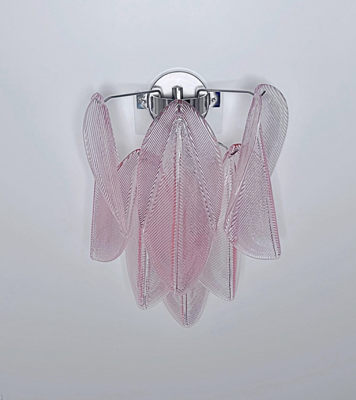 Pair of Vintage Italian Murano wall lights – 12 “rondini” pink glass