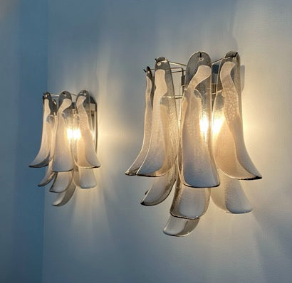 Pair of Vintage Italian Murano wall lights – Mazzega – 10 smoked lattimo glass petals