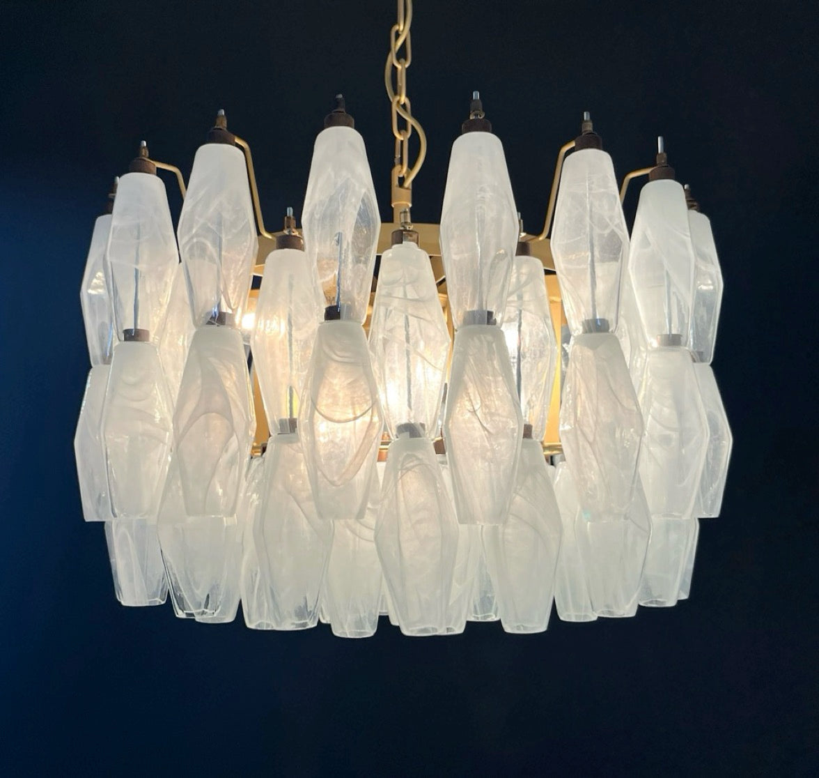 Amazing Murano glass Candelier – 107  white alabaster poliedri