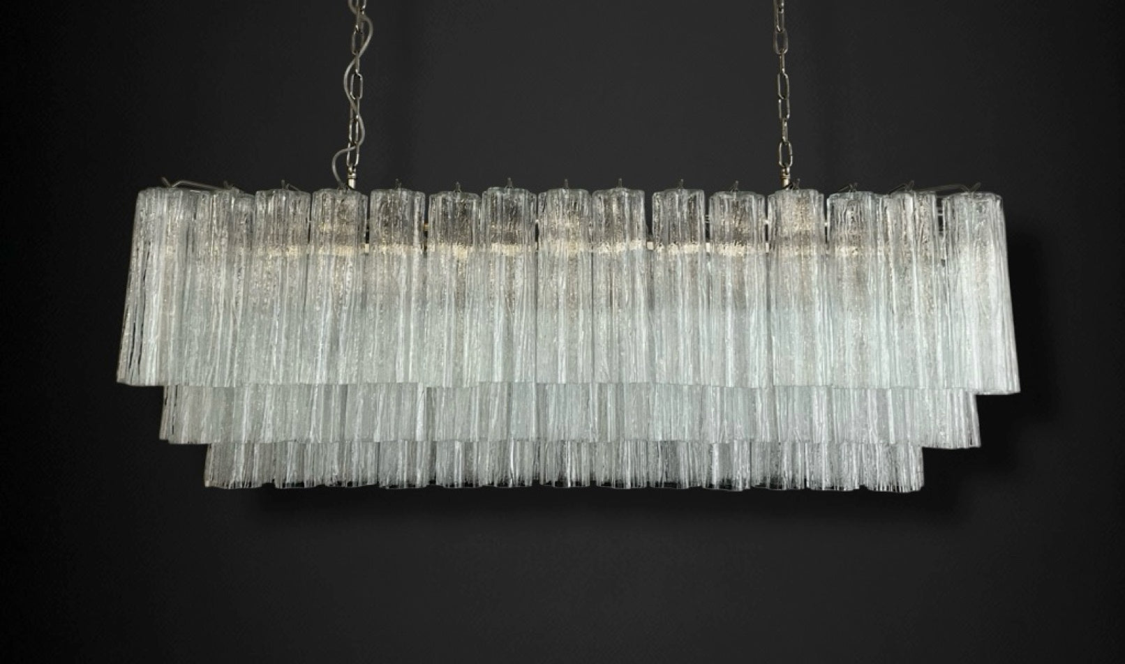 Elegant Murano tube Chandelier – 114 clear glasses