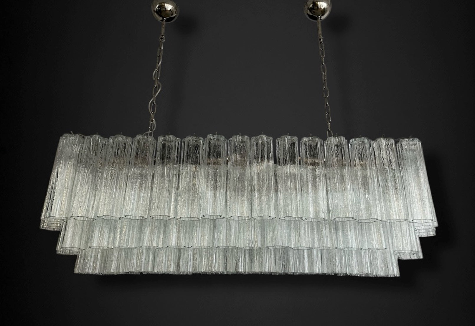 Elegant Murano tube Chandelier – 114 clear glasses