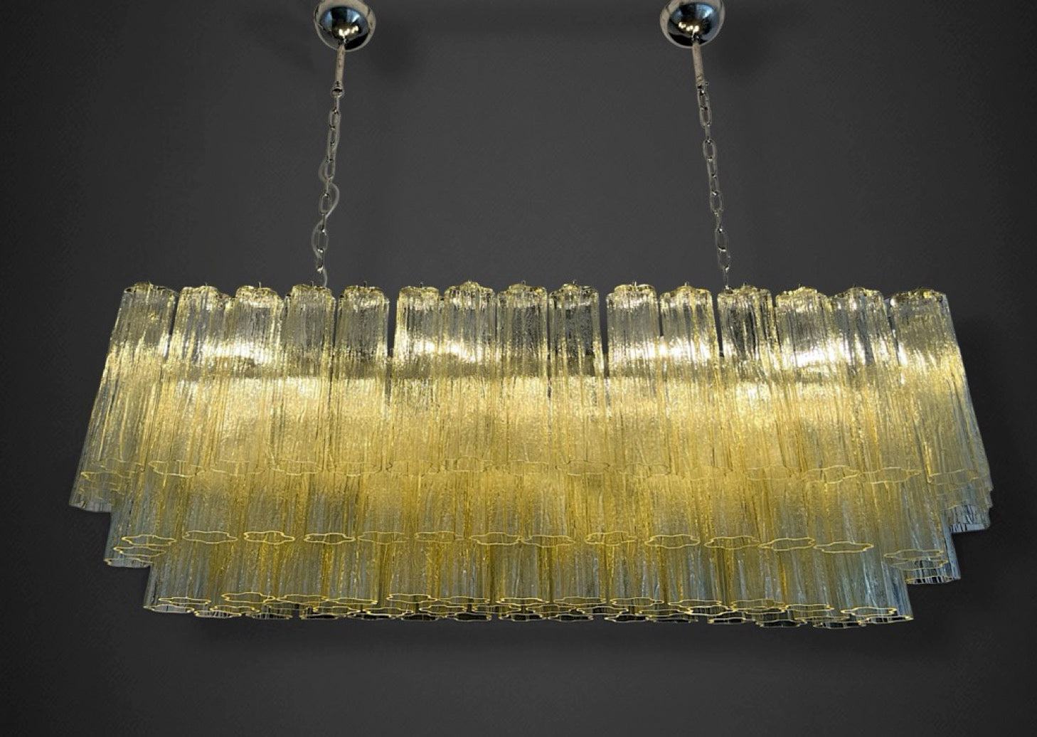 Elegant Murano tube Chandelier – 114 clear amber glasses