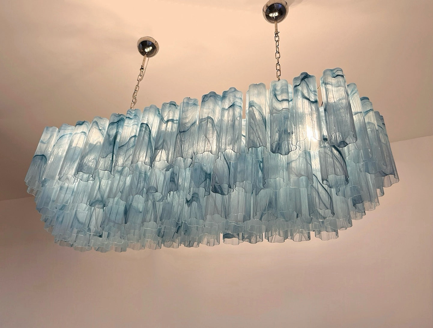 Elegant Murano tube Chandelier – 114 blue alabaster glasses