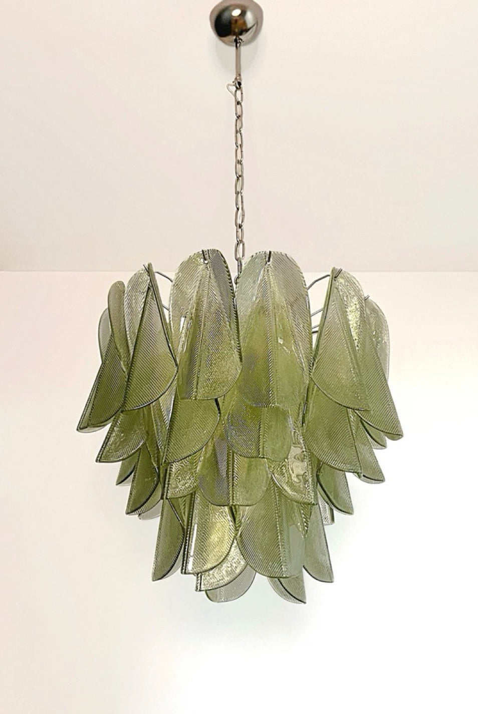 Italian vintage Murano chandelier – Mazzega – 41 “rondini” green glass