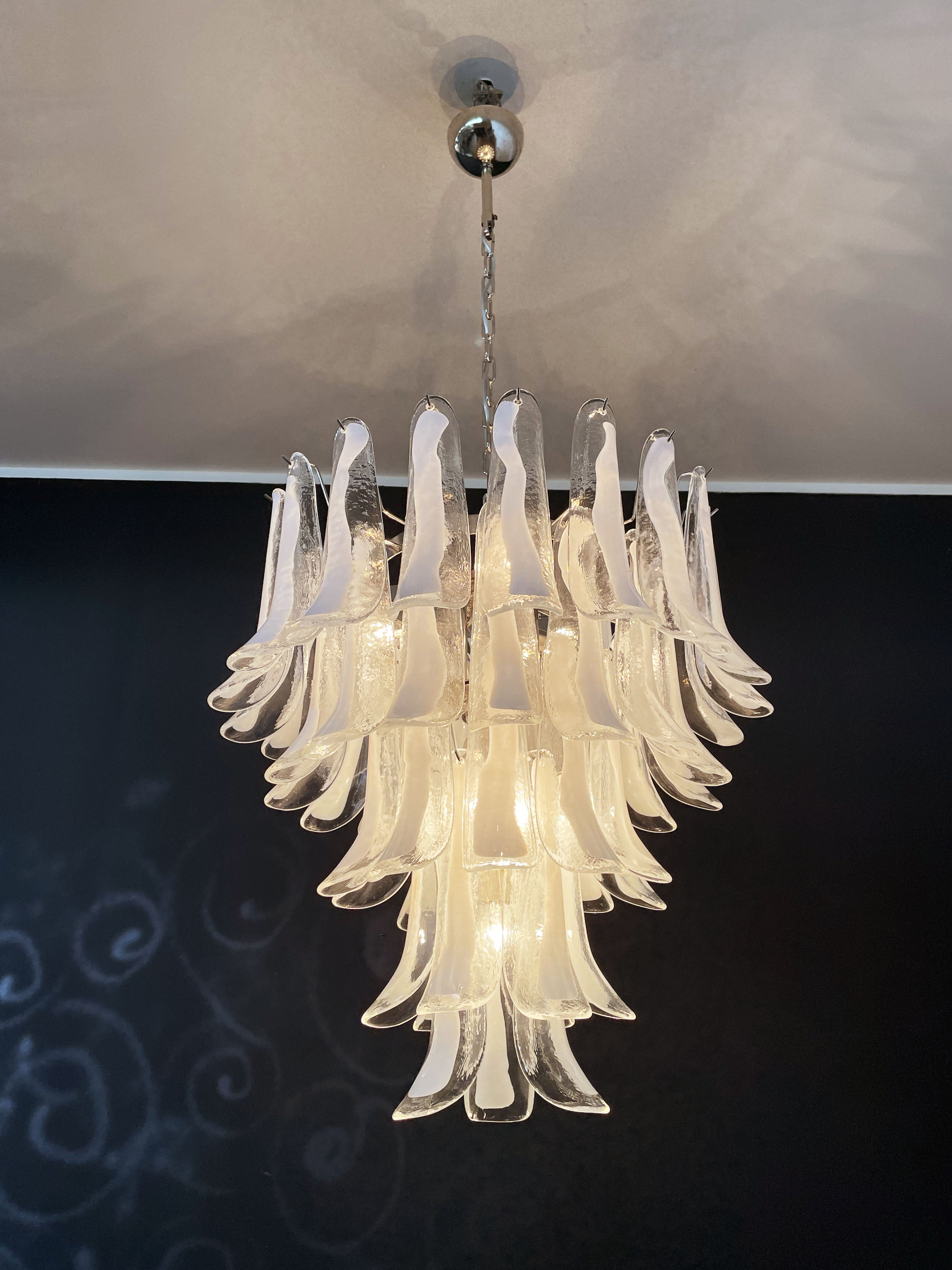 Murano Chandelier – 52 White Petal Glass – detail 9 – Murano Classics