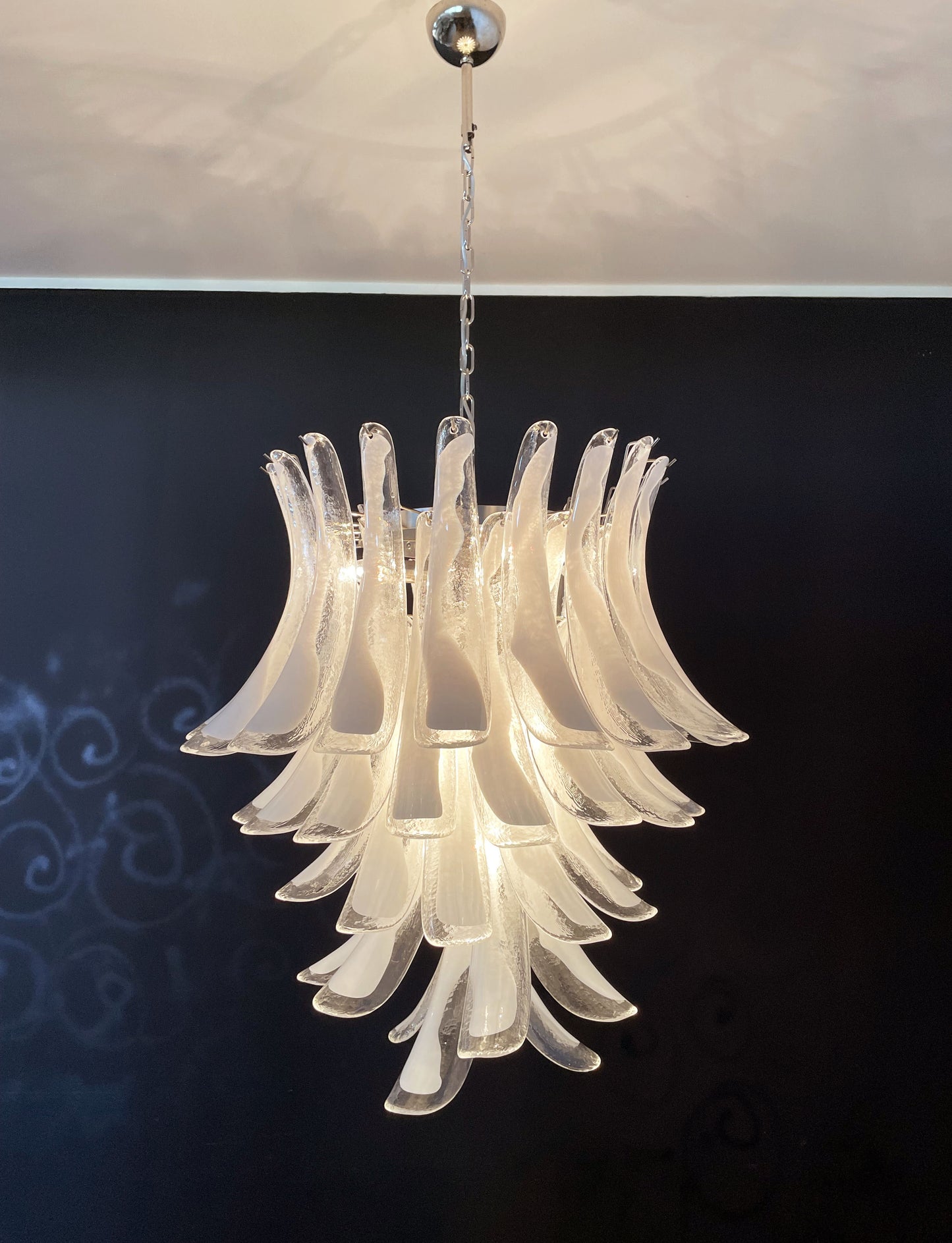 Murano Chandelier | 52 Clear White Cone Leaf Glass