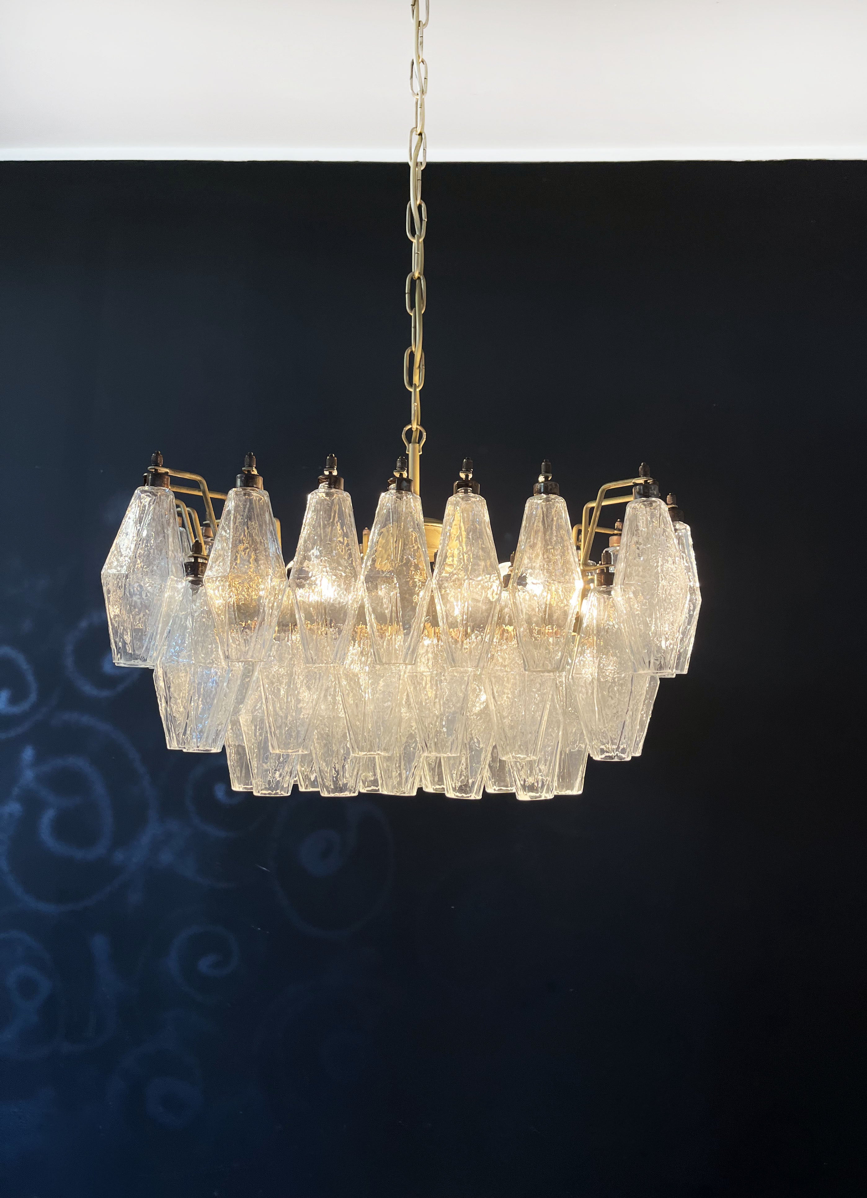 Lustre Murano – 56 Verres Poliedri Transparents – détail 10 – Murano Classics