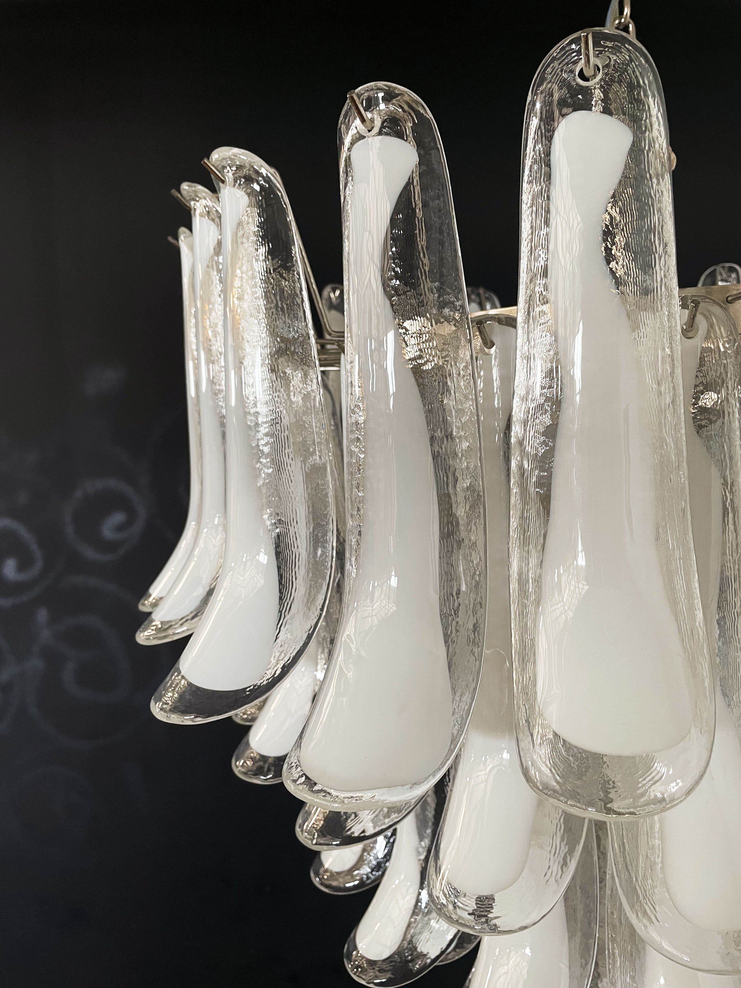 Murano Chandelier – 75 White Petal Glass – detail 4 – Murano Classics